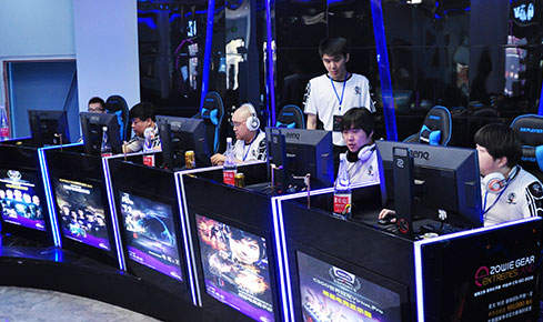 更在于他的 更在于他的