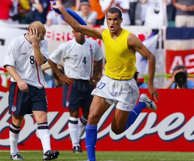 仅仅是一个 仅仅是一个